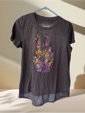 Modern Lux Black Short-Sleeve Tee with Multicolor Peace Sign